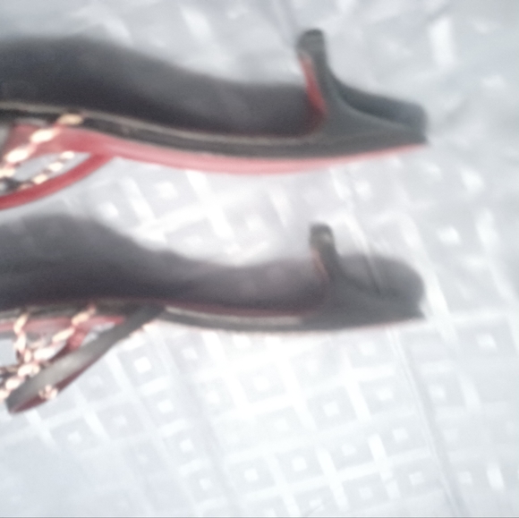 Shoes - Picture 4 of 4